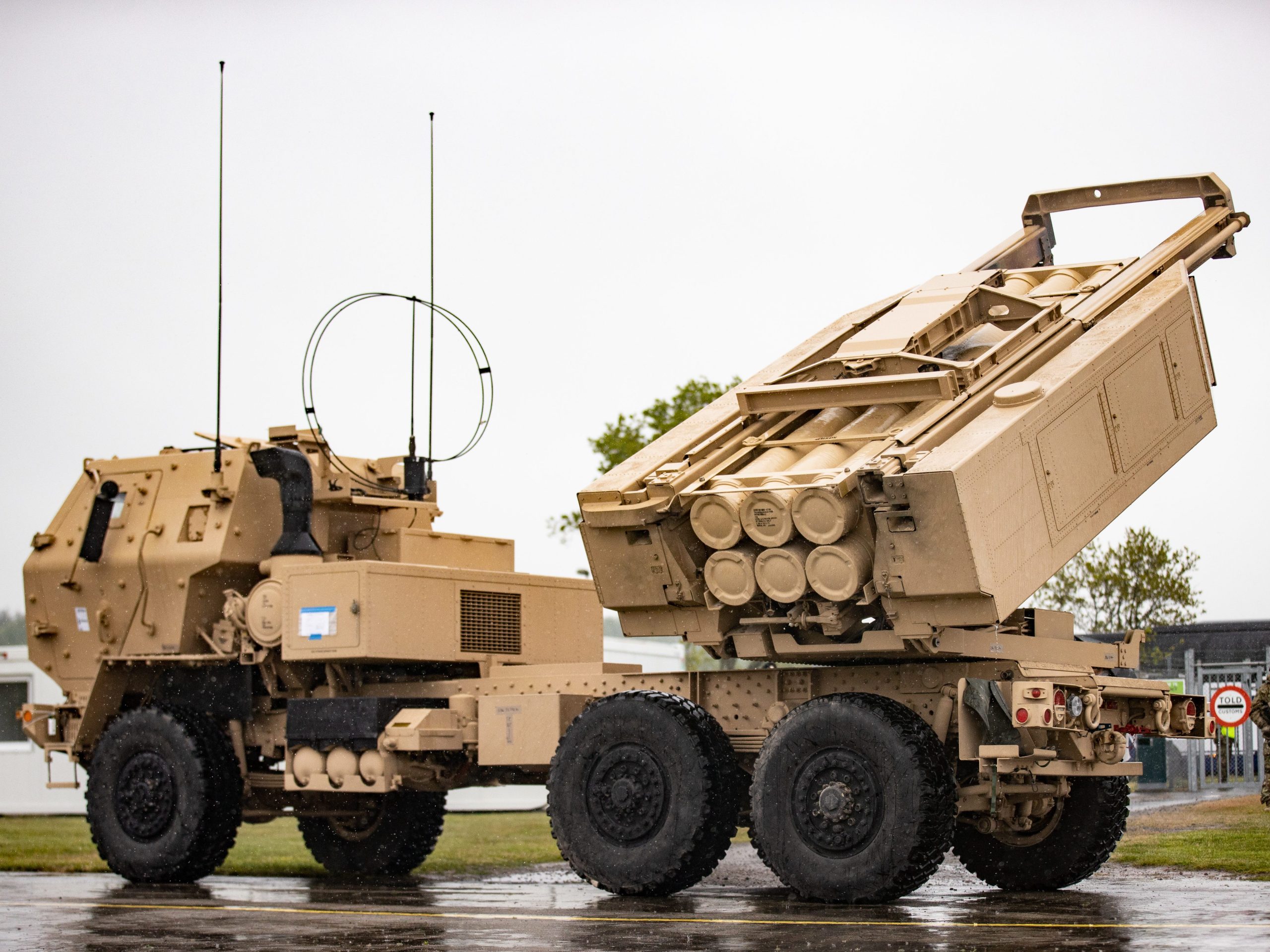M142 HIMARS