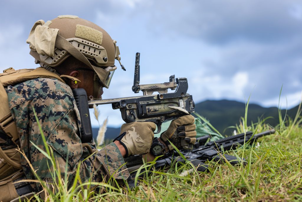 M320