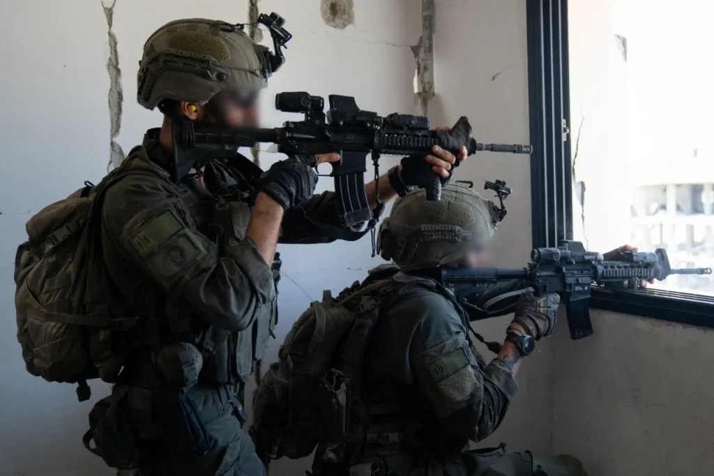 ガザでのイスラエル国防軍(M4カービン)