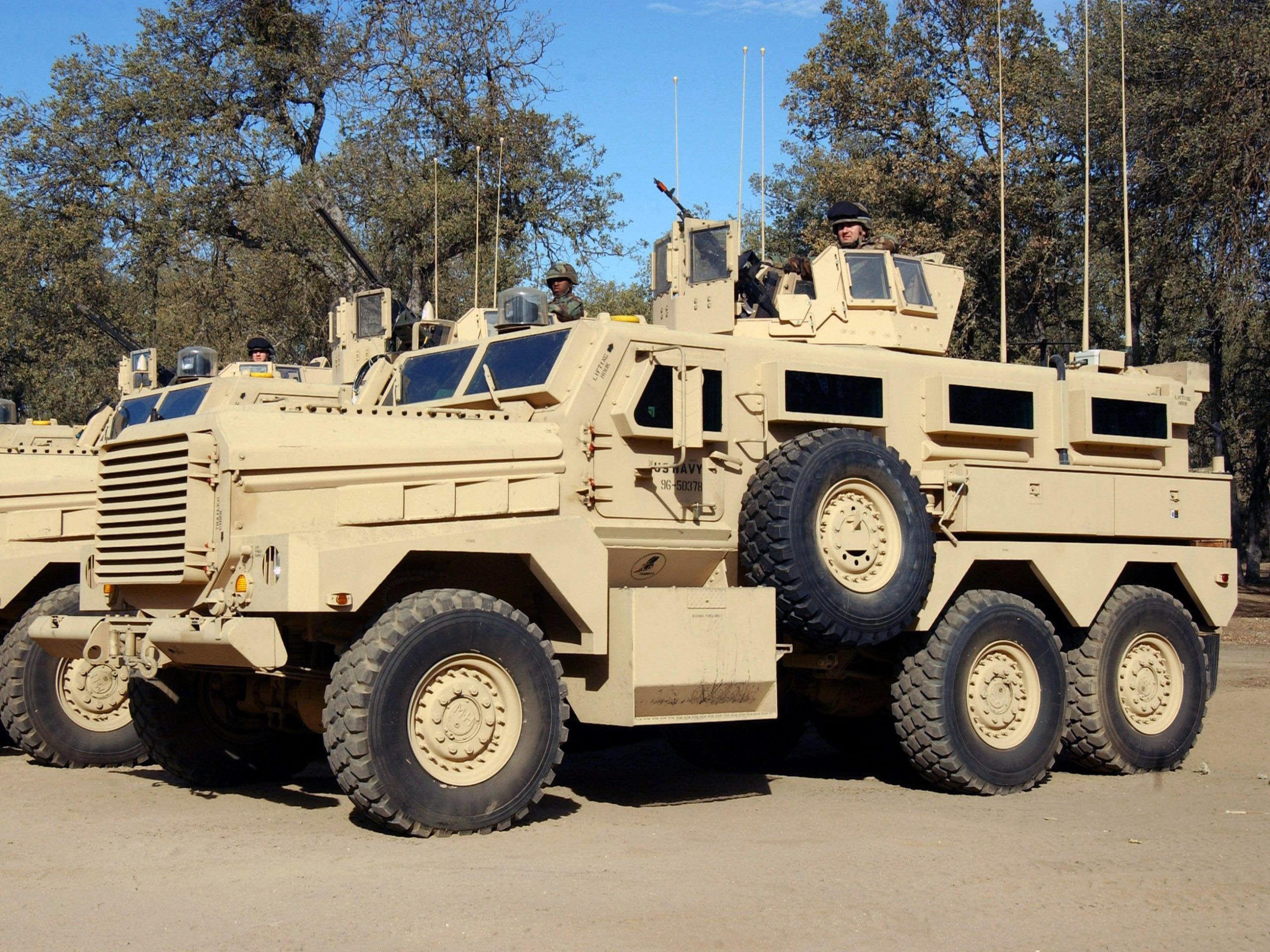 Cougar HE (6×6)