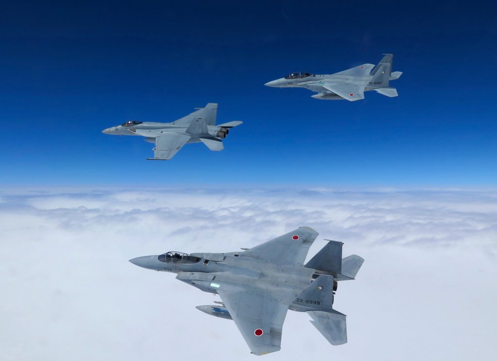 アメリカ海軍 第27戦闘攻撃飛行隊 (F/A-18E)と航空自衛隊 (F-15J/DJ)