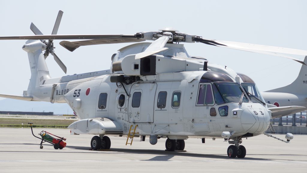 海上自衛隊 8653号機 (MCH-101)