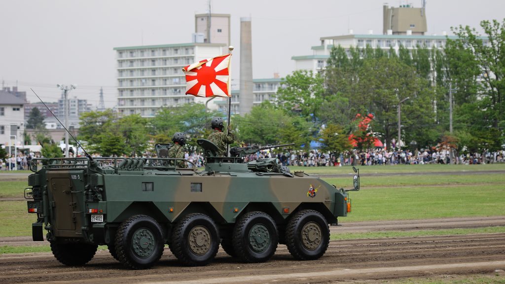 96式装輪装甲車 右後部