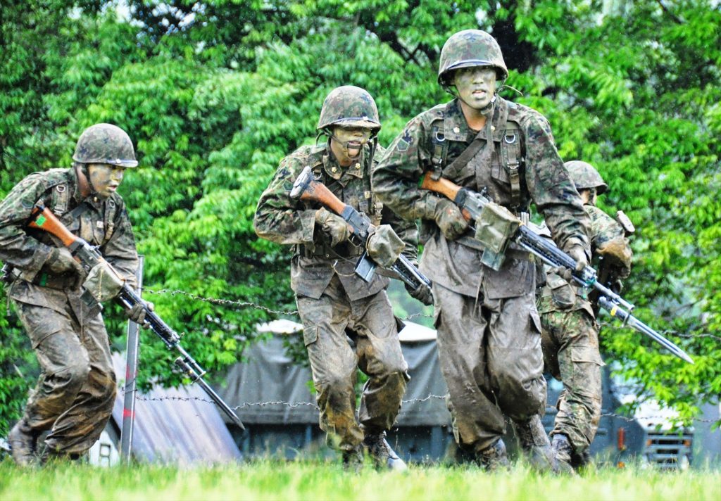 陸上自衛隊 中部方面混成団 戦闘訓練 (64式7.62mm小銃)