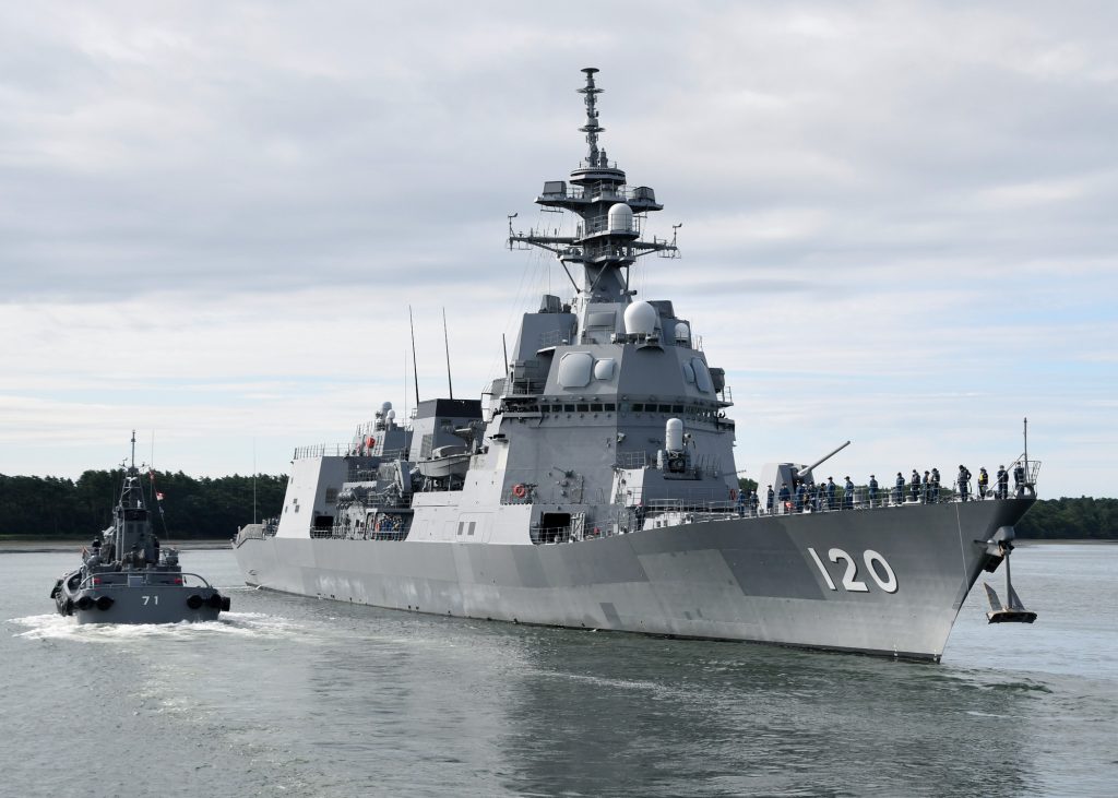 DD-120 しらぬい 右舷艦首付近