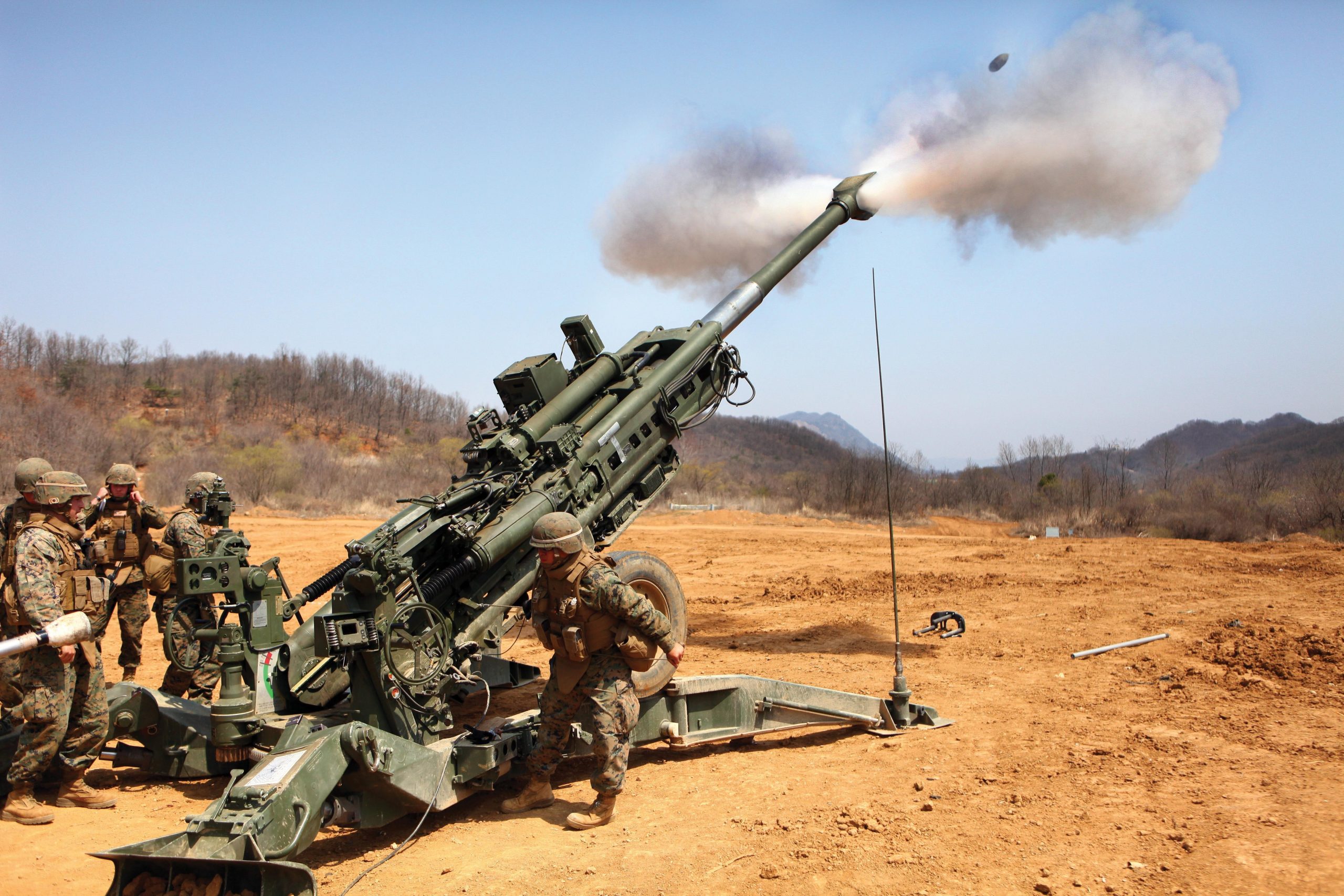 M777 howitzer
