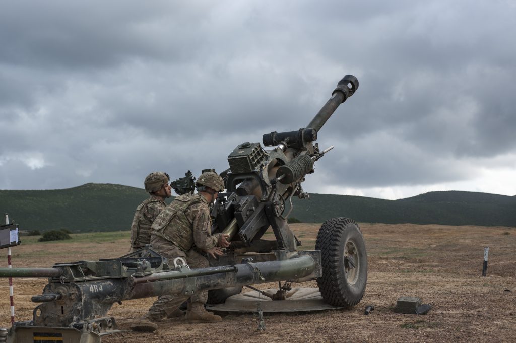M119 howitzer