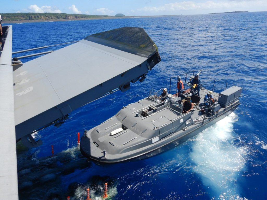 無人機雷排除システム用水上無人機（USV）/Mine Countermeasures Unmanned Surface Vehicle (MCM USV)