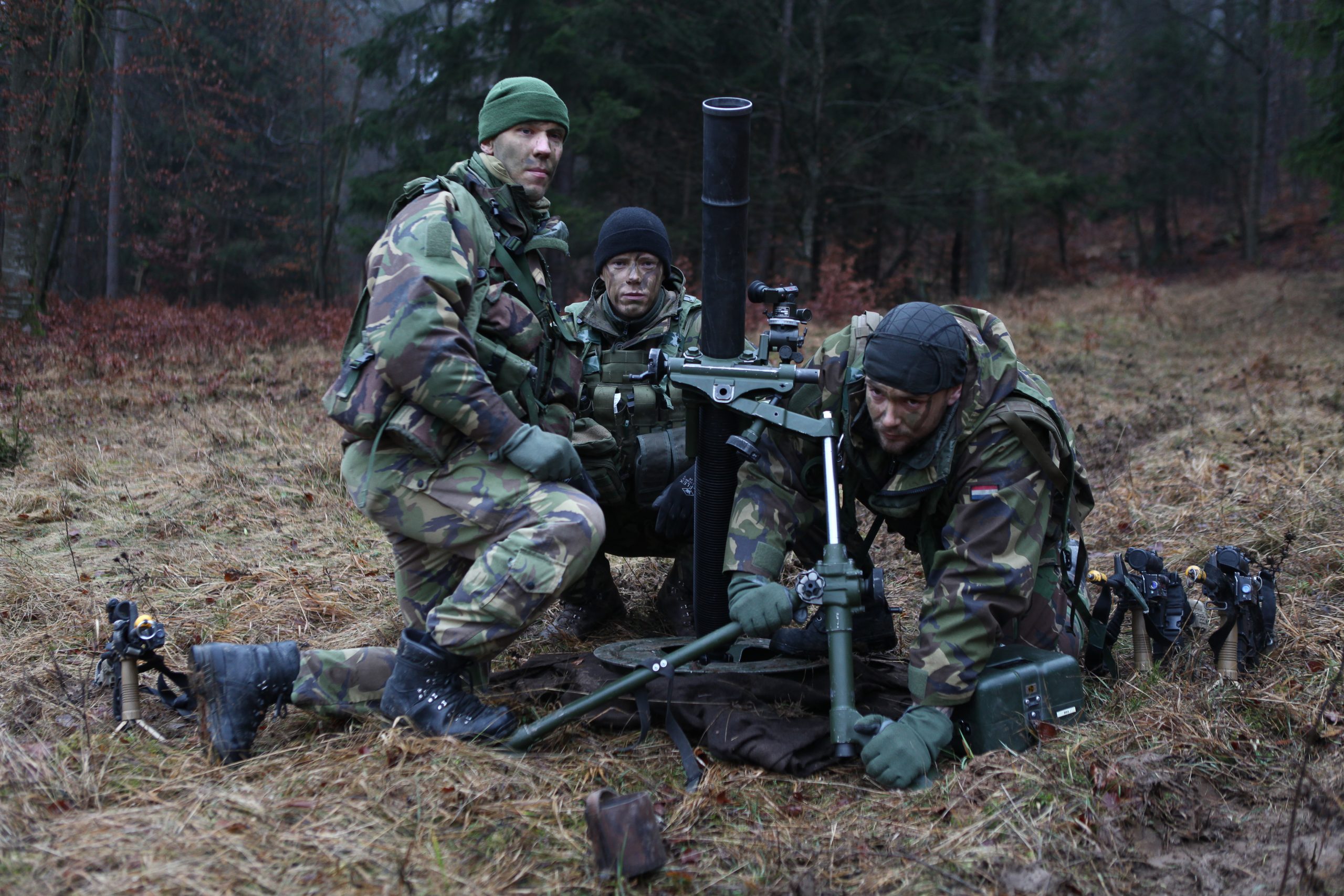 L16 81mm mortar