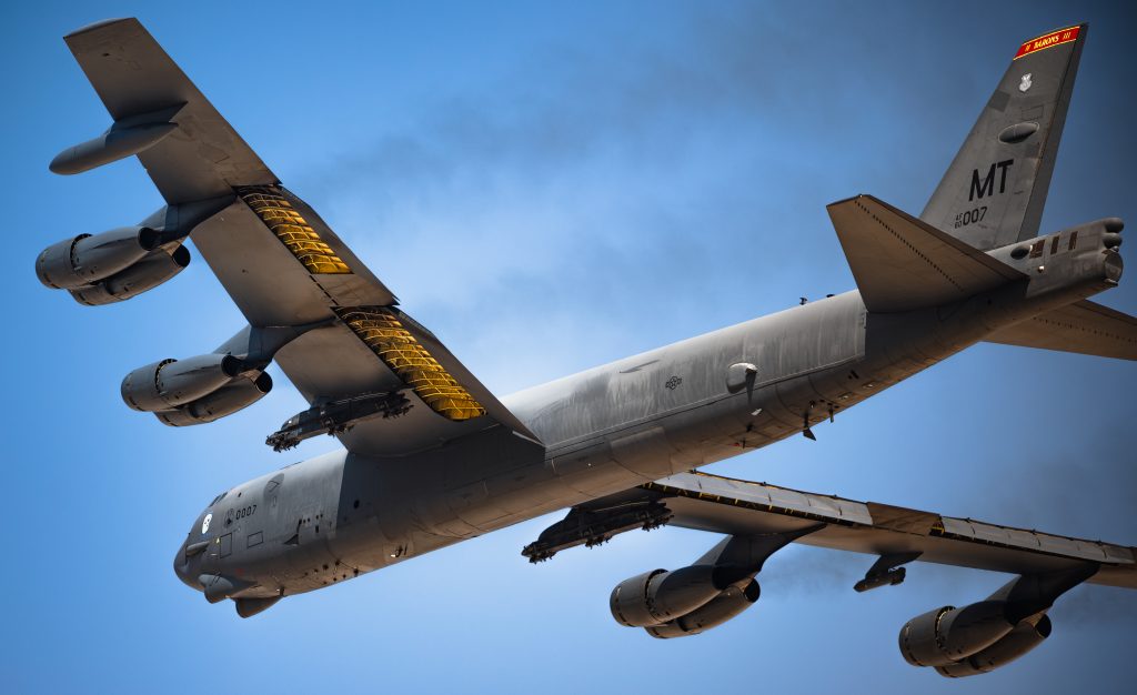 アメリカ空軍 第5爆撃航空団 第69遠征爆撃飛行隊 (B-52H)