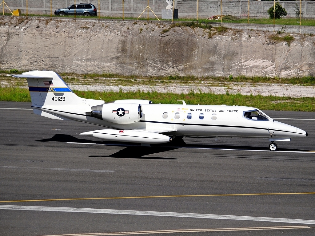 C-21A 右側面