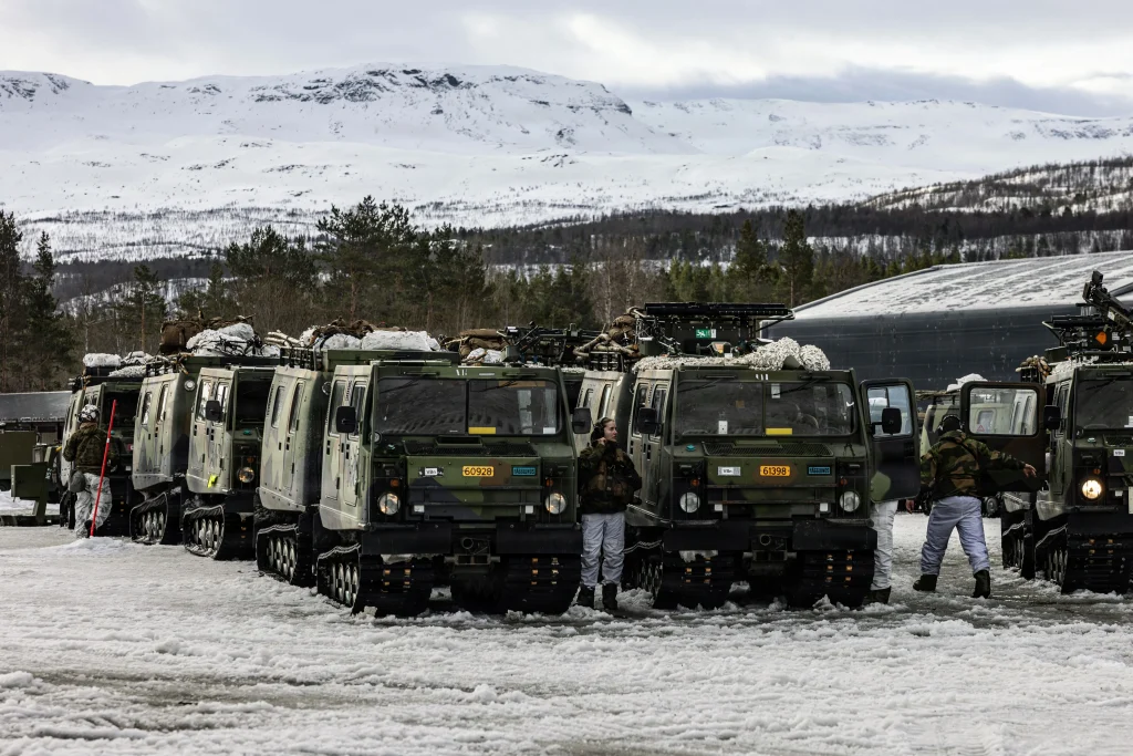 ノルウェー陸軍第北旅団・後方支援大隊のBandvagn 206