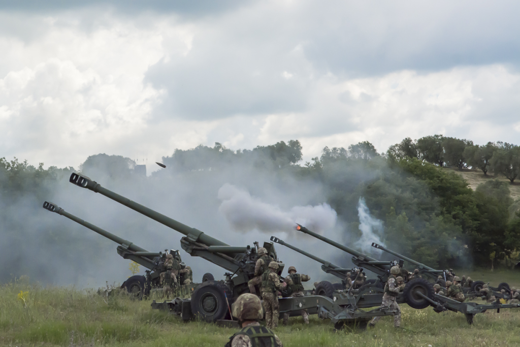 イタリア陸軍第21野戦砲兵連隊トリエステが運用するFH70