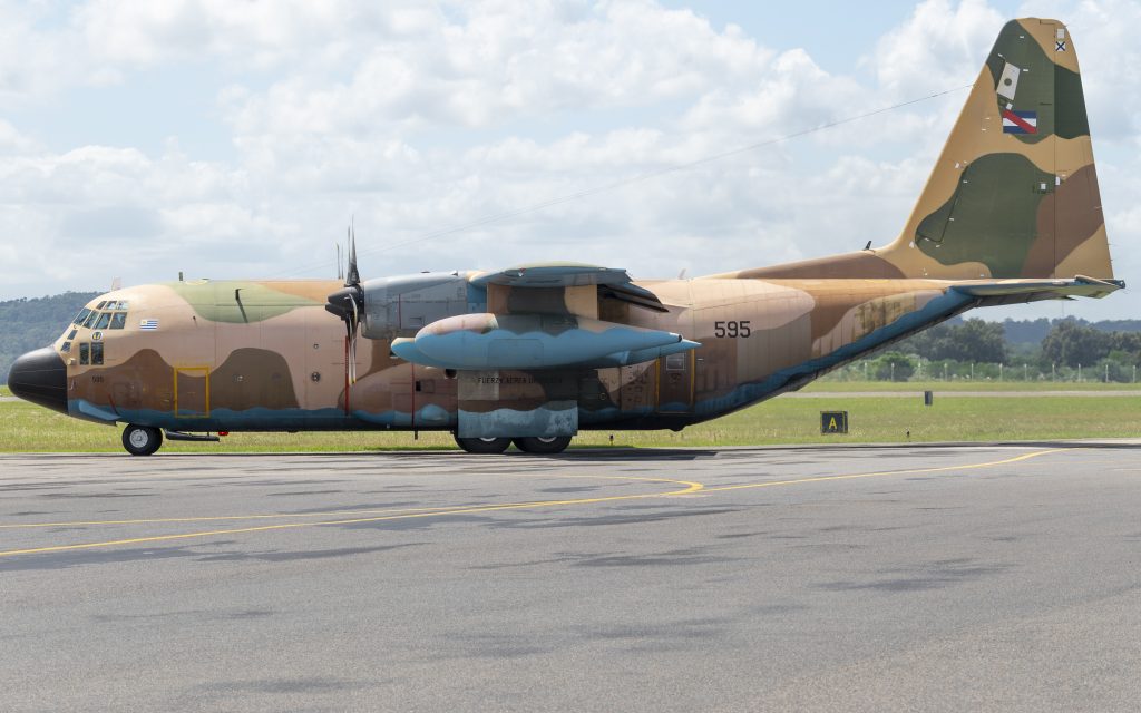 ウルグアイ空軍 (KC-130H)