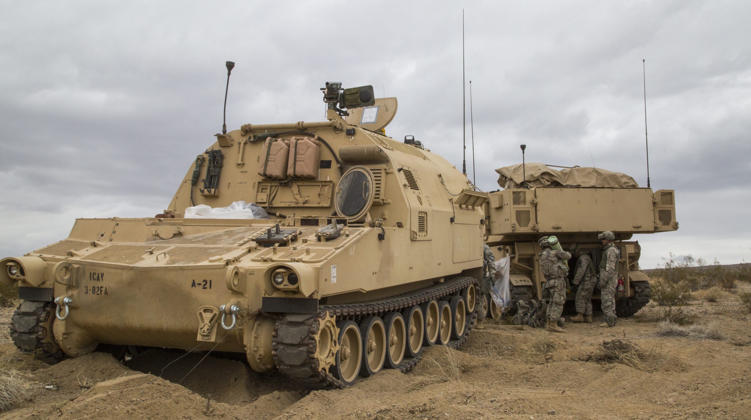 M992 field artillery ammunition supply vehicle