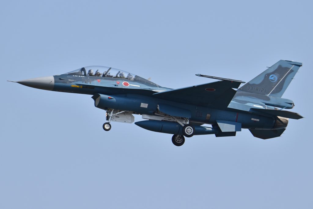 Mitsubishi F-2B