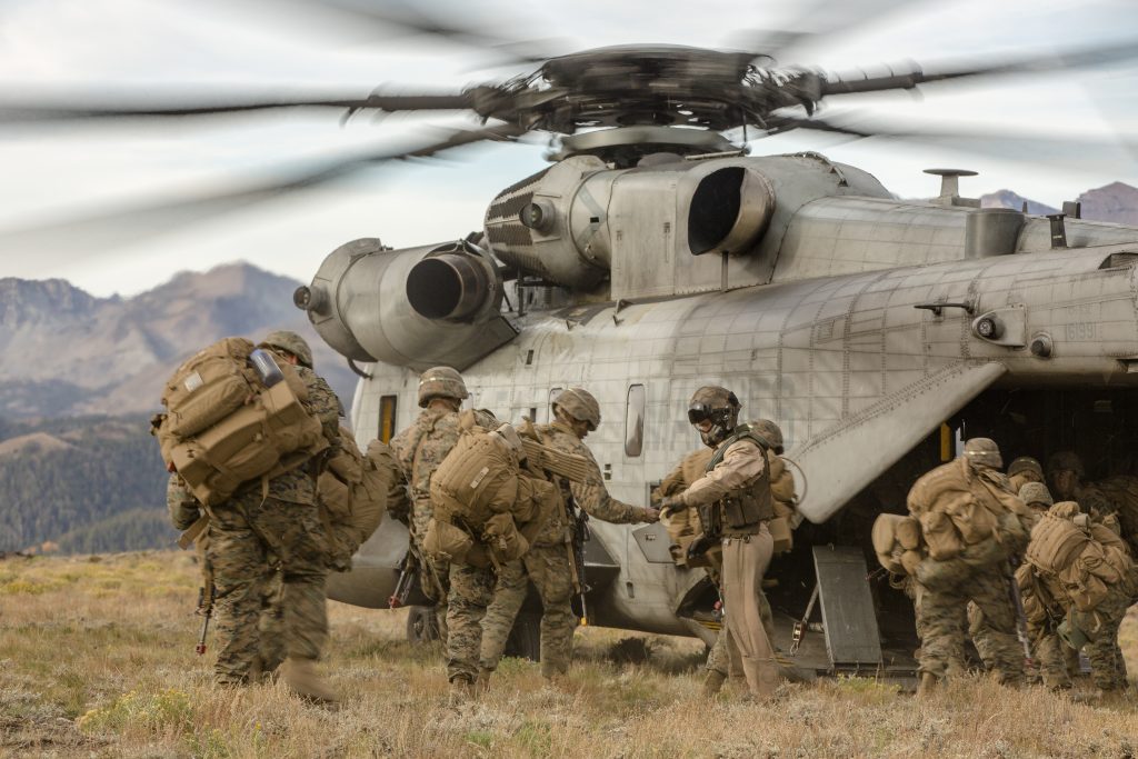 アメリカ海兵隊 第3海兵航空団 第465海兵重ヘリコプター中隊(CH-53E Super Stallion)