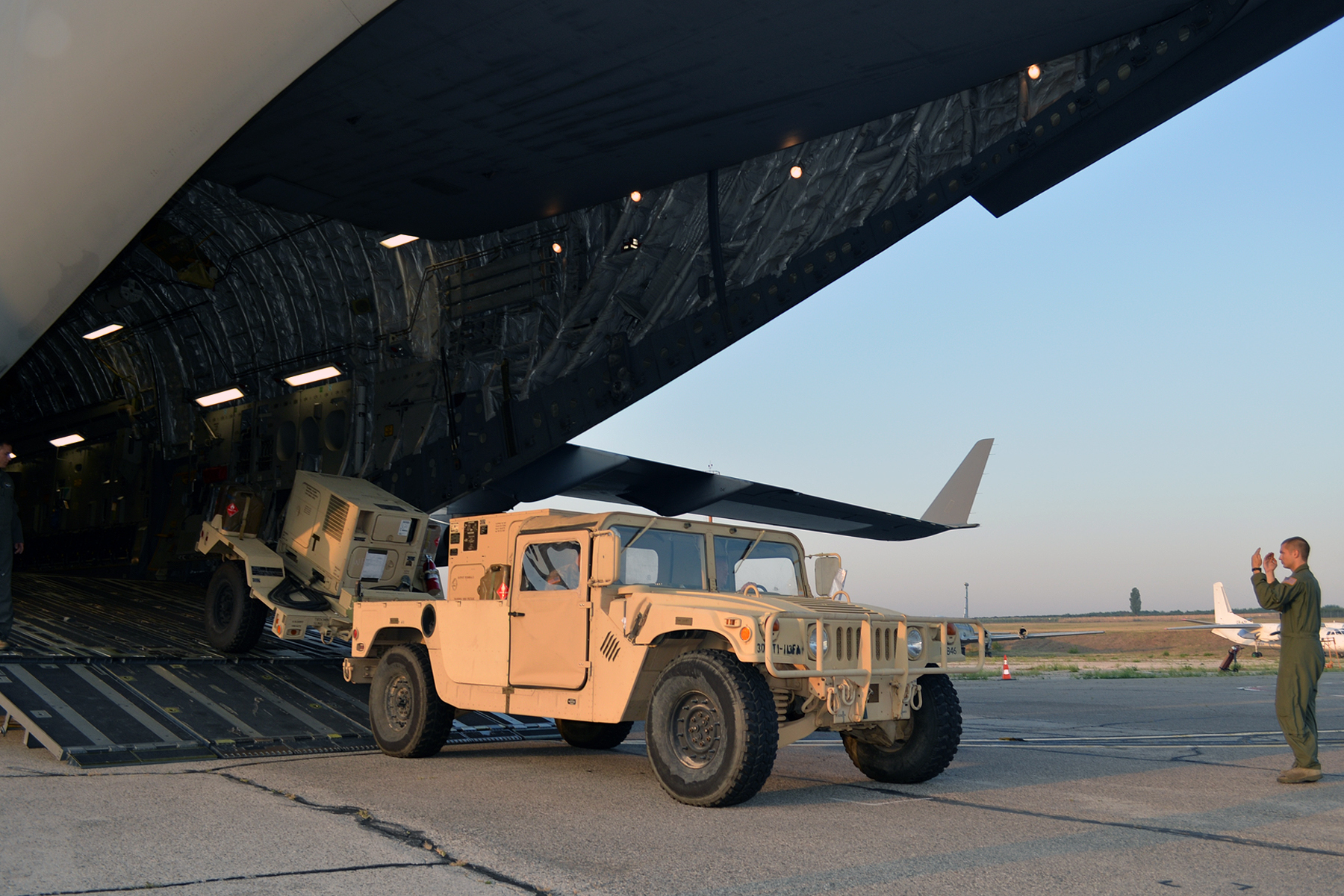 M1152/M1152A1 HMMWV (Heavy cargo truck)