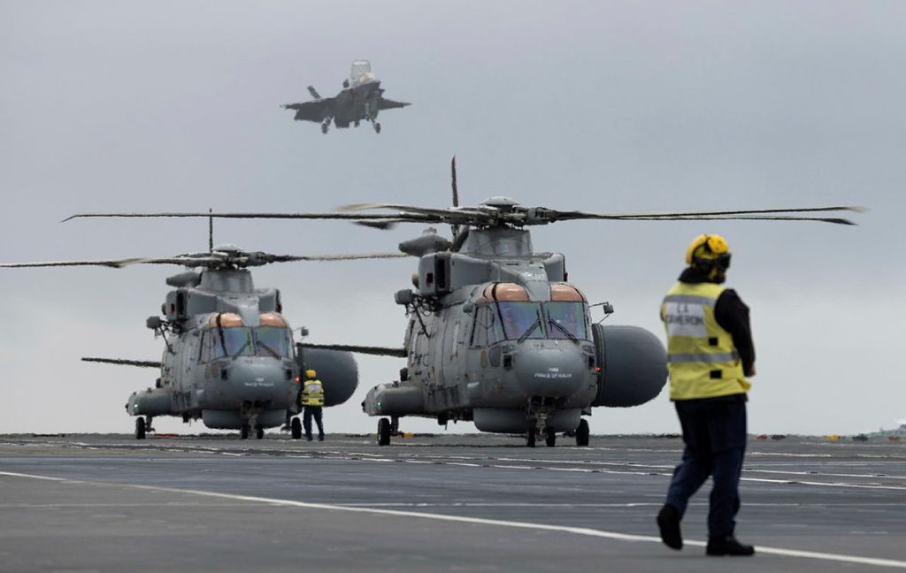 イギリス海軍 第820海軍航空隊 (Merlin HM Mk2 Crowsnest ASaC)