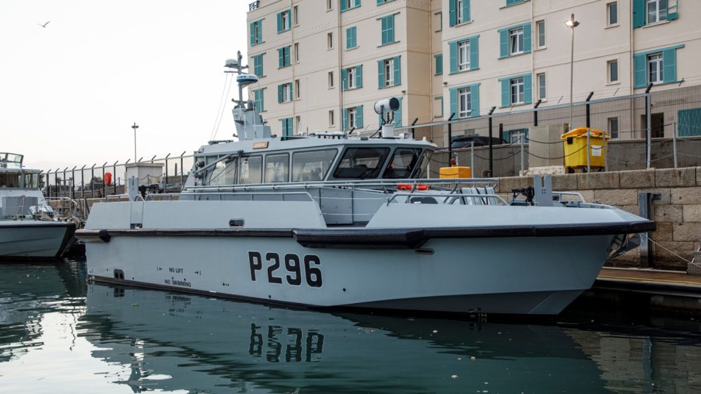 HMS Dagger (P296)