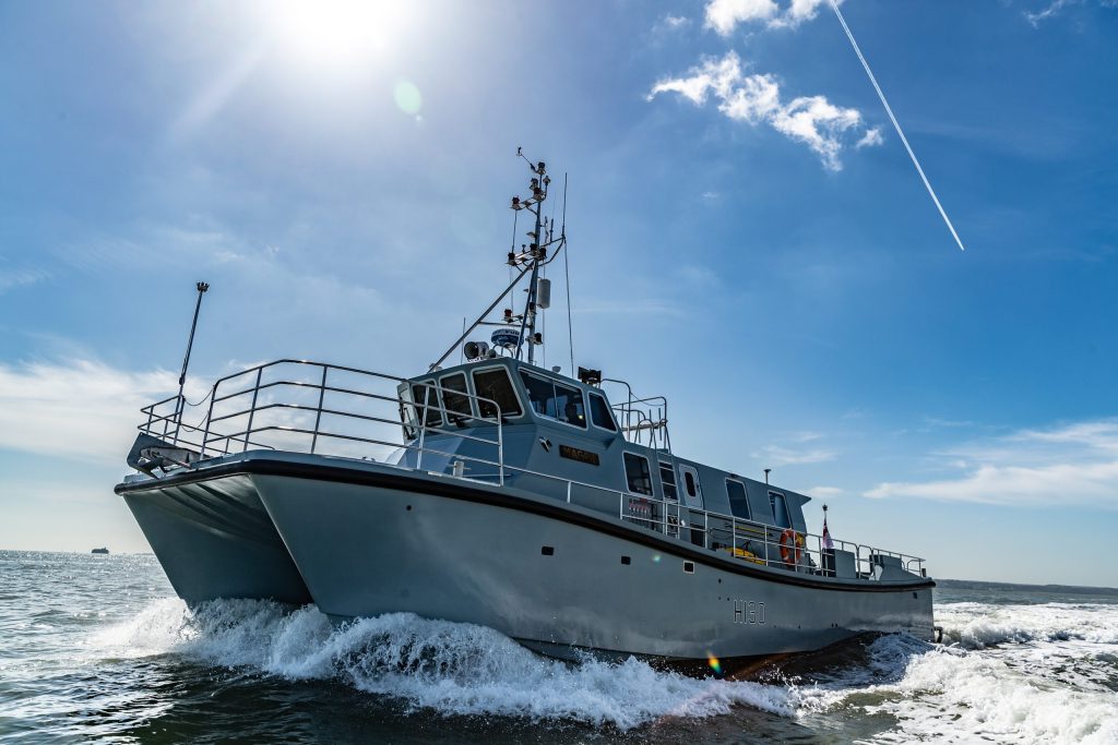 HMS Magpie (H130)