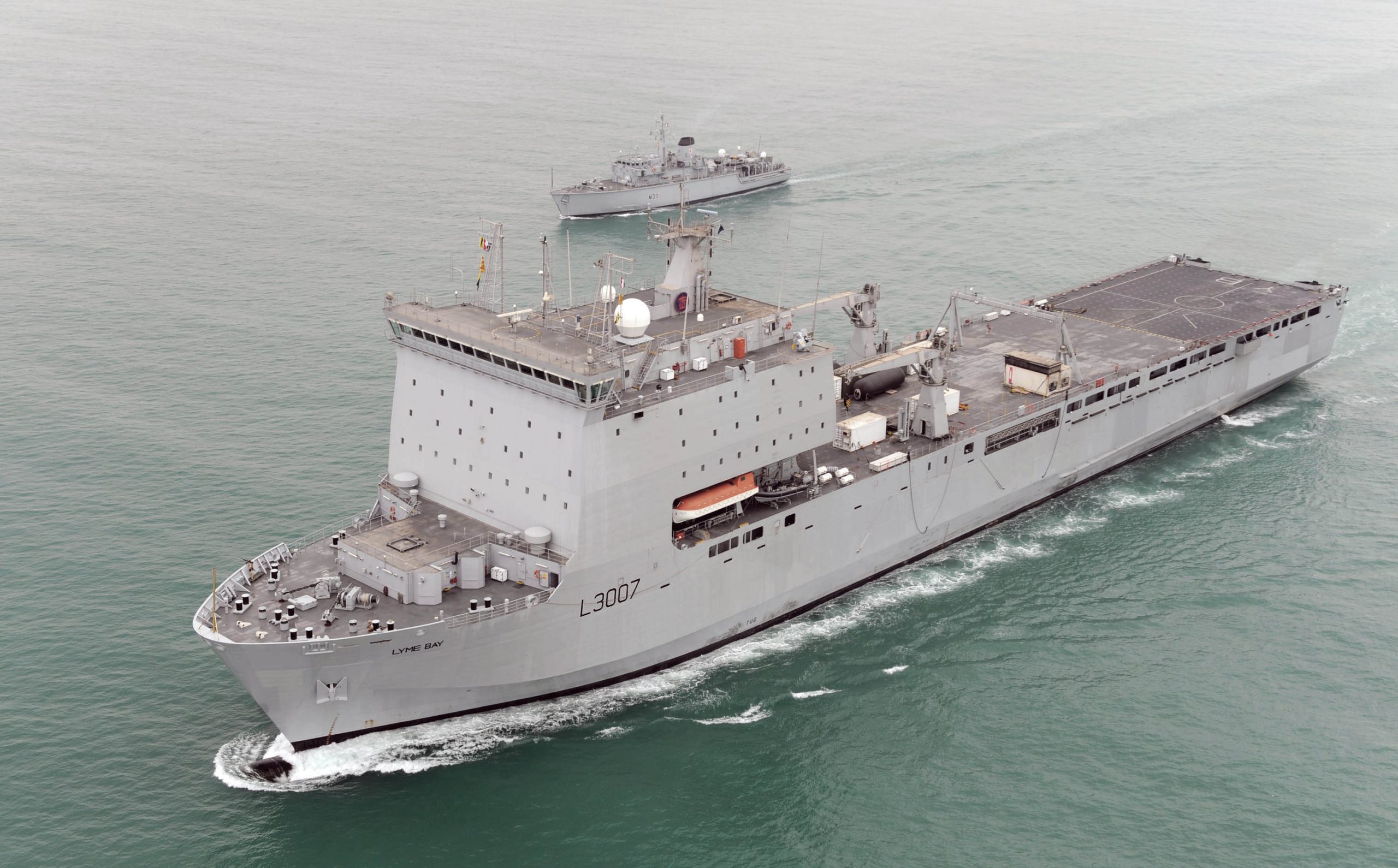 RFA Lyme Bay (L3007)