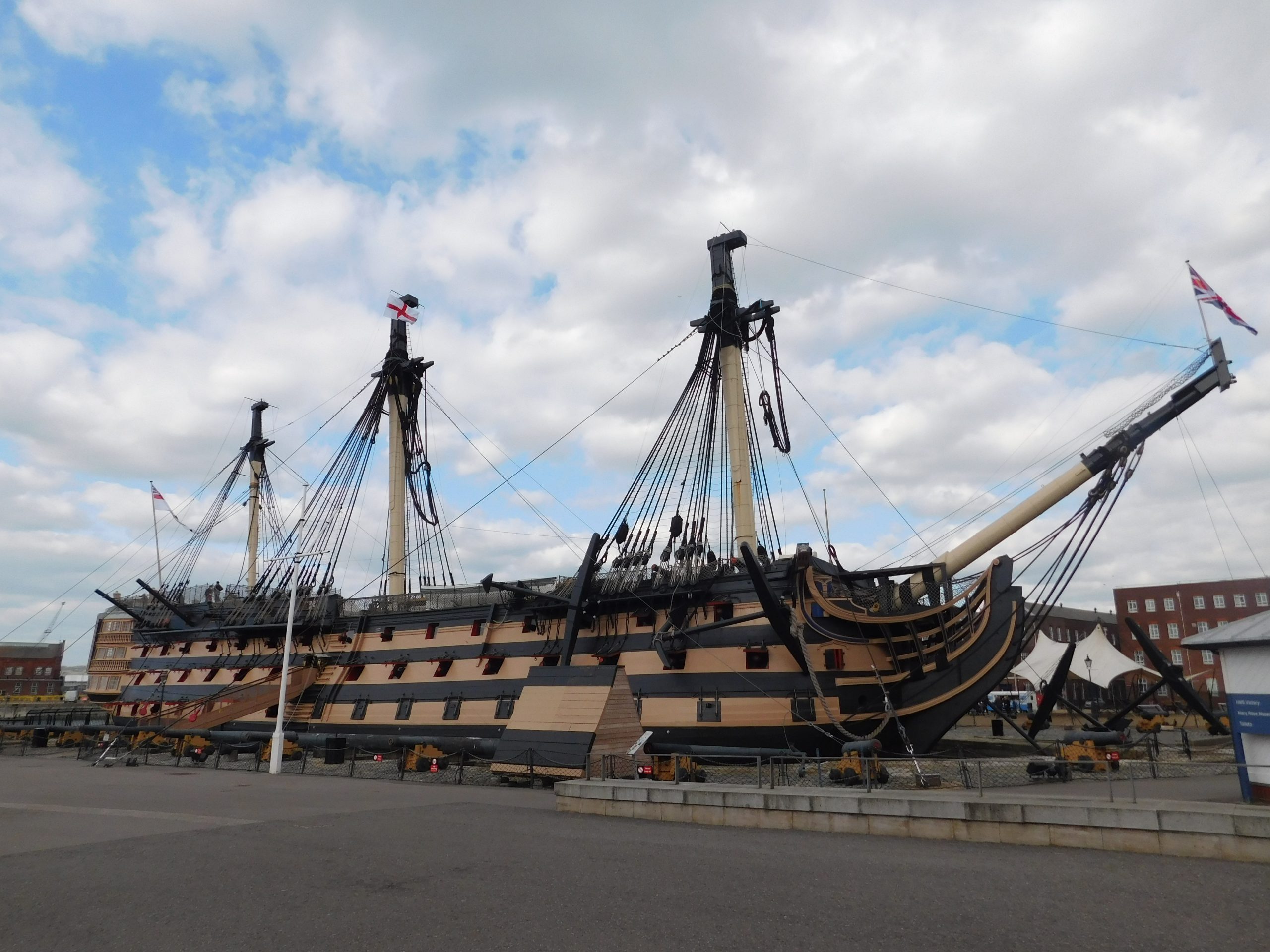 ポーツマス歴史的造船所に保存・展示されているHMS Victory