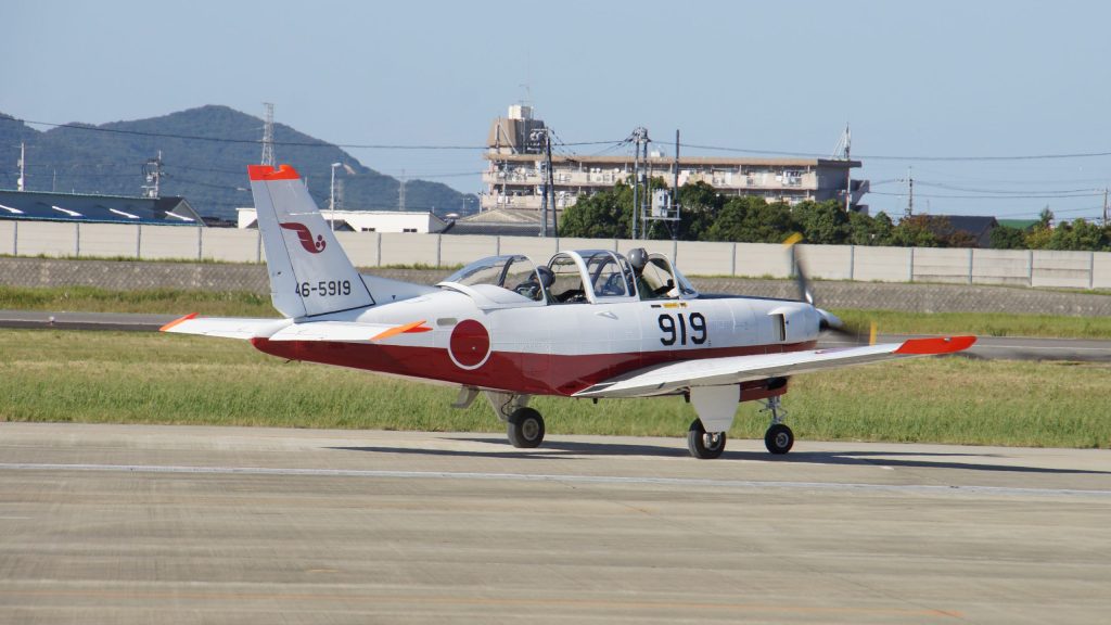 T-7右後方